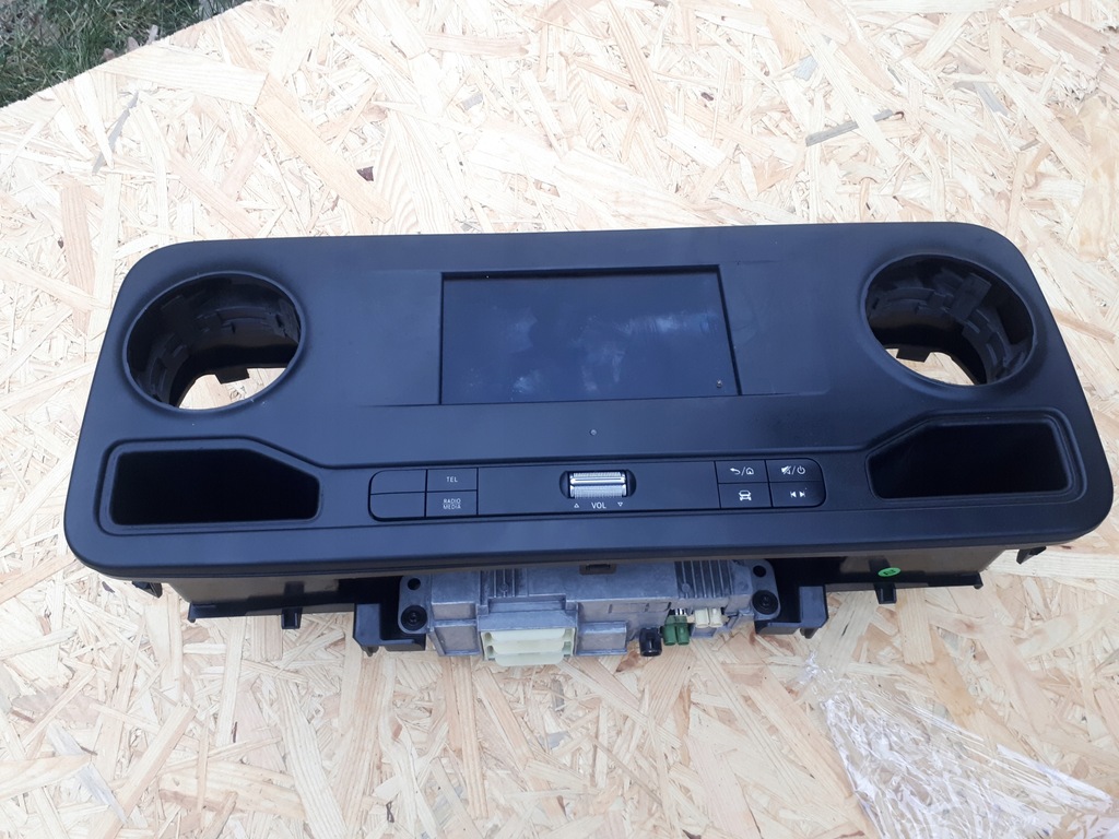 фото №1, Mercedes sprinter 907 910 радио mbux