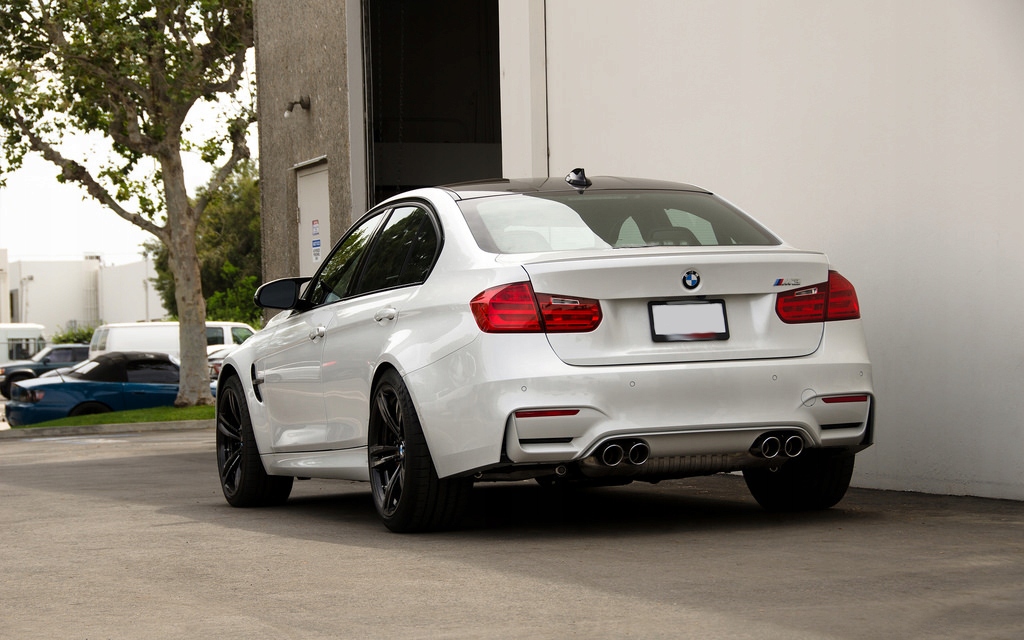 фото №3, Bmw 3 f30 f80 m3 спойлер спойлер спойлер грунтовка!!