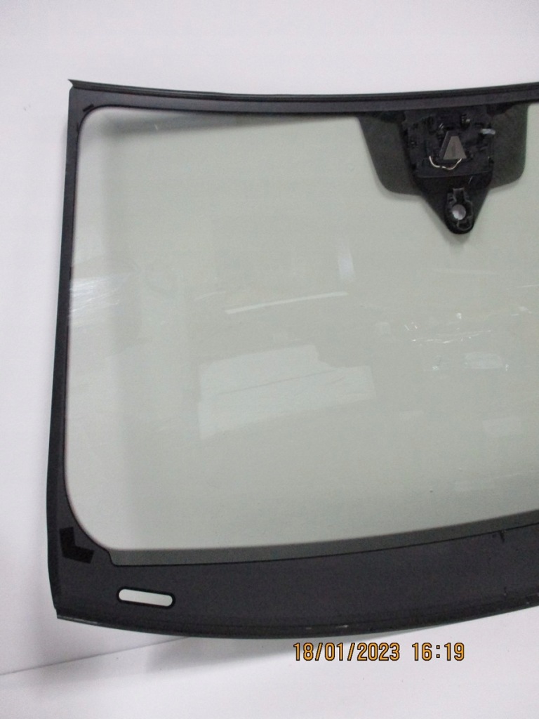 Стекло лобовое передняя audi q7 4m0 4m0845099aj Киев