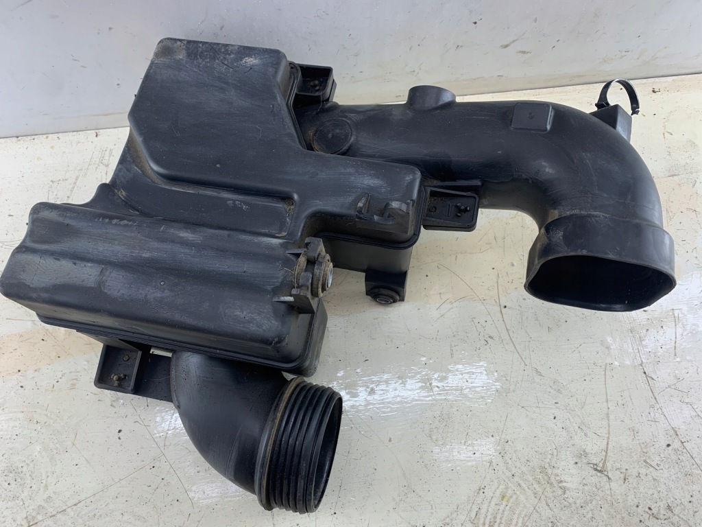 фото №1, Hyundai i40 1.7 crdi резонатор повітря