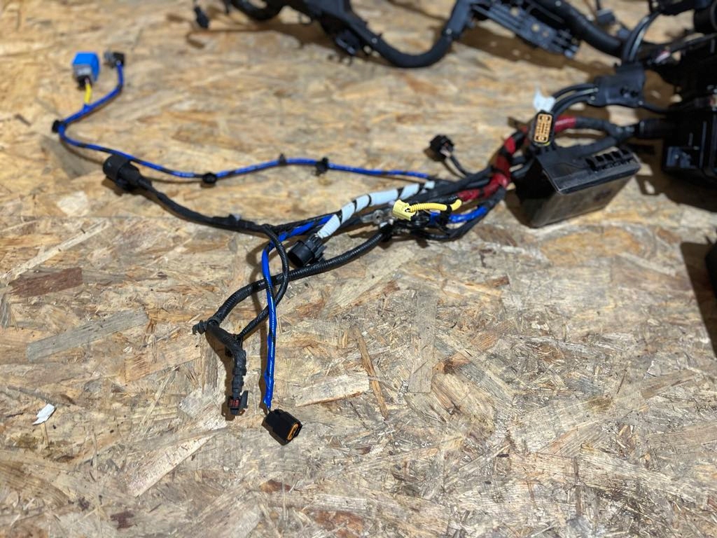 фото №2, Электропроводка отсек двигателя + коробка предохранителей sportage v 91442-r2791