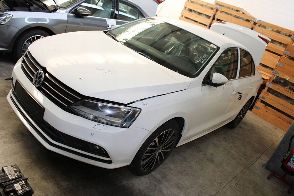фото №8, Vw jetta 5c накладка защита солнцезащитные 5c6857552bb 5c6857551d 5c6 857 5
