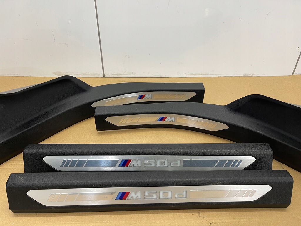 фото №1, Bmw g05 накладки пороговые накладки m набор m50d