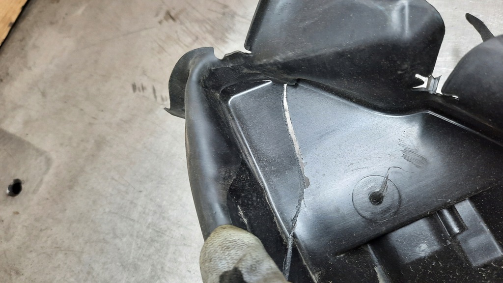 фото №9, Volvo xc90 16-18r жалюзі впуск повітропровід 31353797