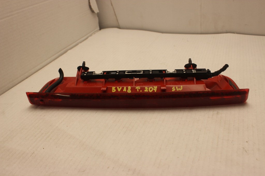 фото №5, Третий свет стоп peugeot 207 sw kombi 08r-