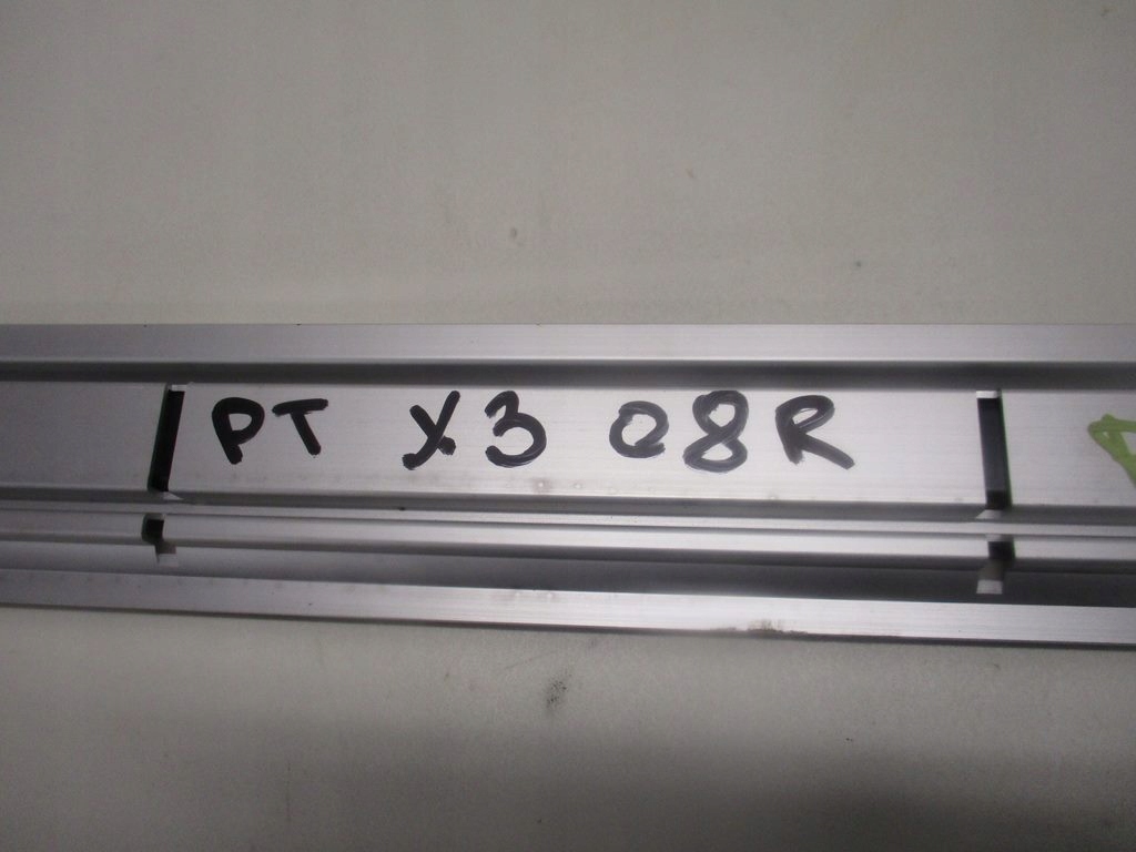 фото №5, Направляющая направляющая багажника правая bmw x3 e83