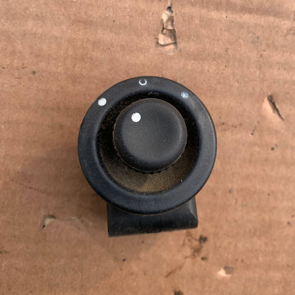 фото №1, Кнопка ручка регулировки зеркал боковых 7700803531 renault master ii