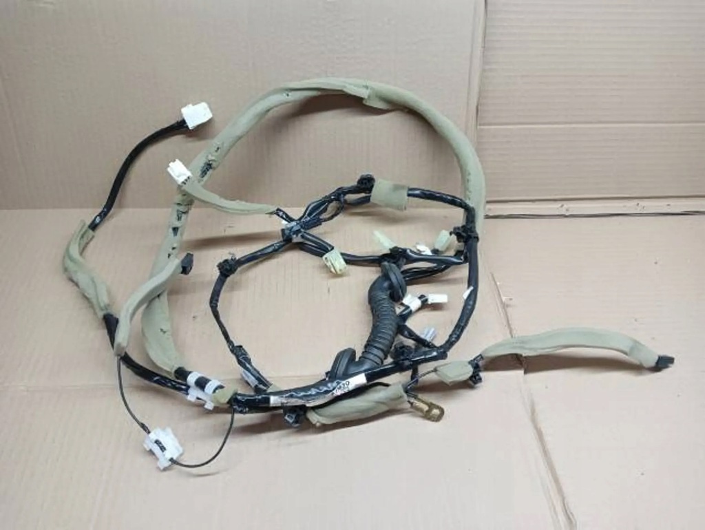 фото №1, Suzuki sx4 s-cross электропроводка крышки pod камера 14r