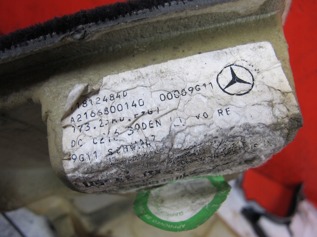 фото №10, Mercedes cl w216 c216 коврик обшивка правая перед