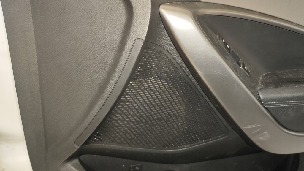 фото №7, Обшивка дверь правый перед hyundai santa fe iii 2015