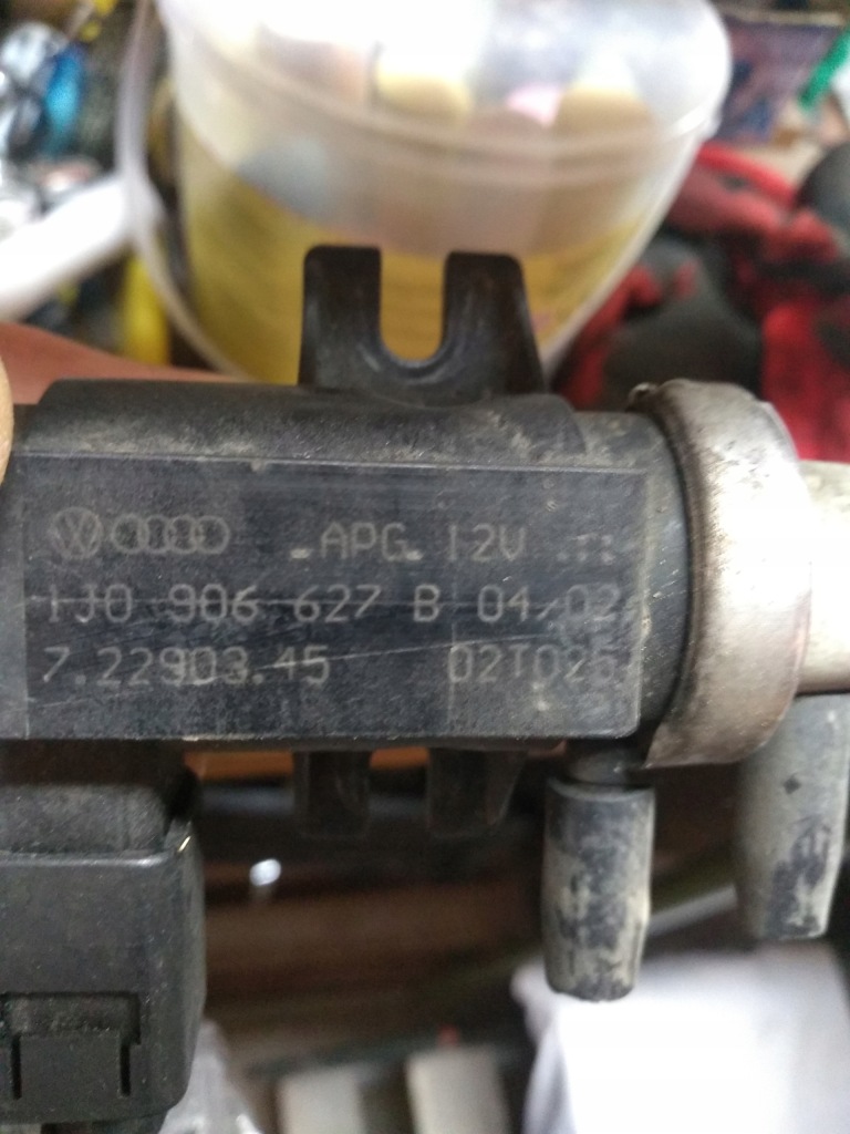 Клапан вакуумa kierunkowy n18 n75 1j0906627b в Украине