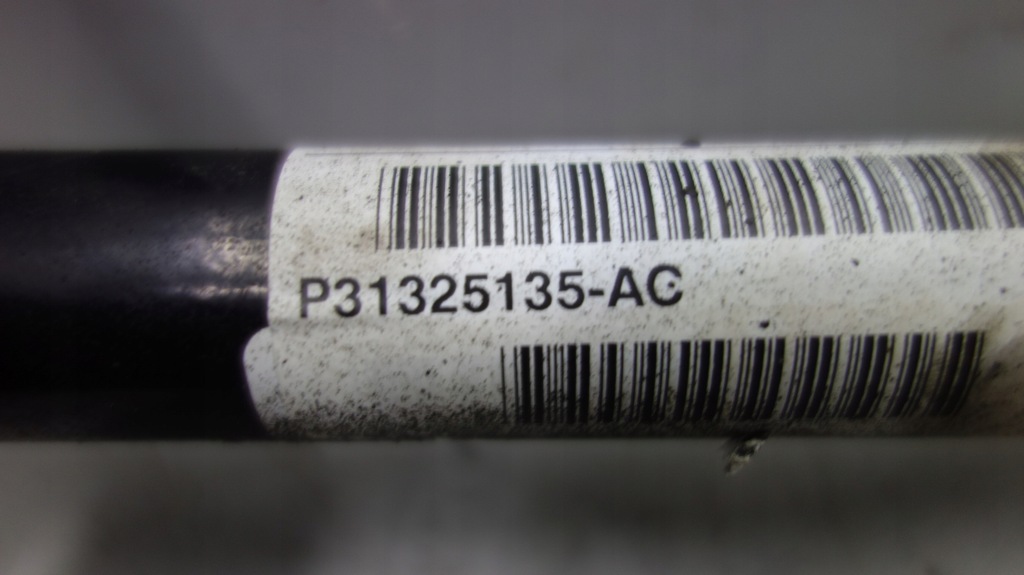 фото №2, Volvo привідний вал задня задня p31325135-ac