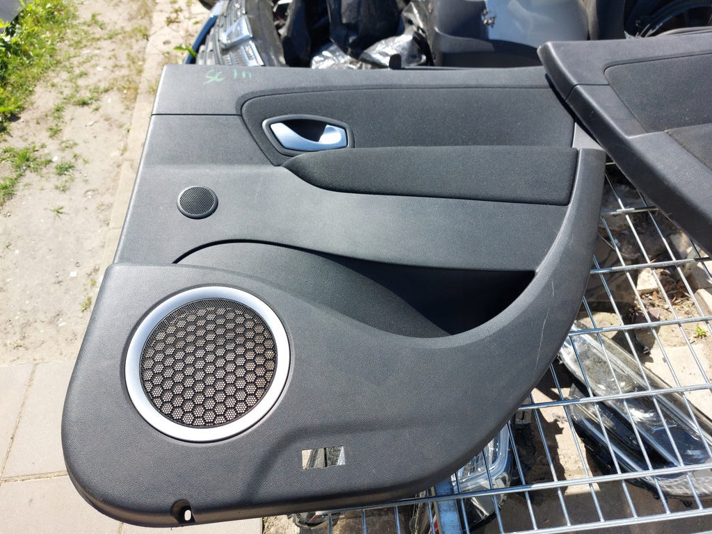 фото №3, Оббивка обшивка двері задня renault scenic iii 08-
