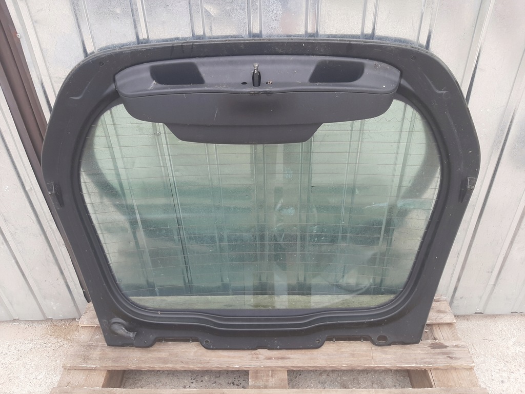 фото №12, Крышка багажника стекло задняя volvo c30 r-design lata 2006-2009