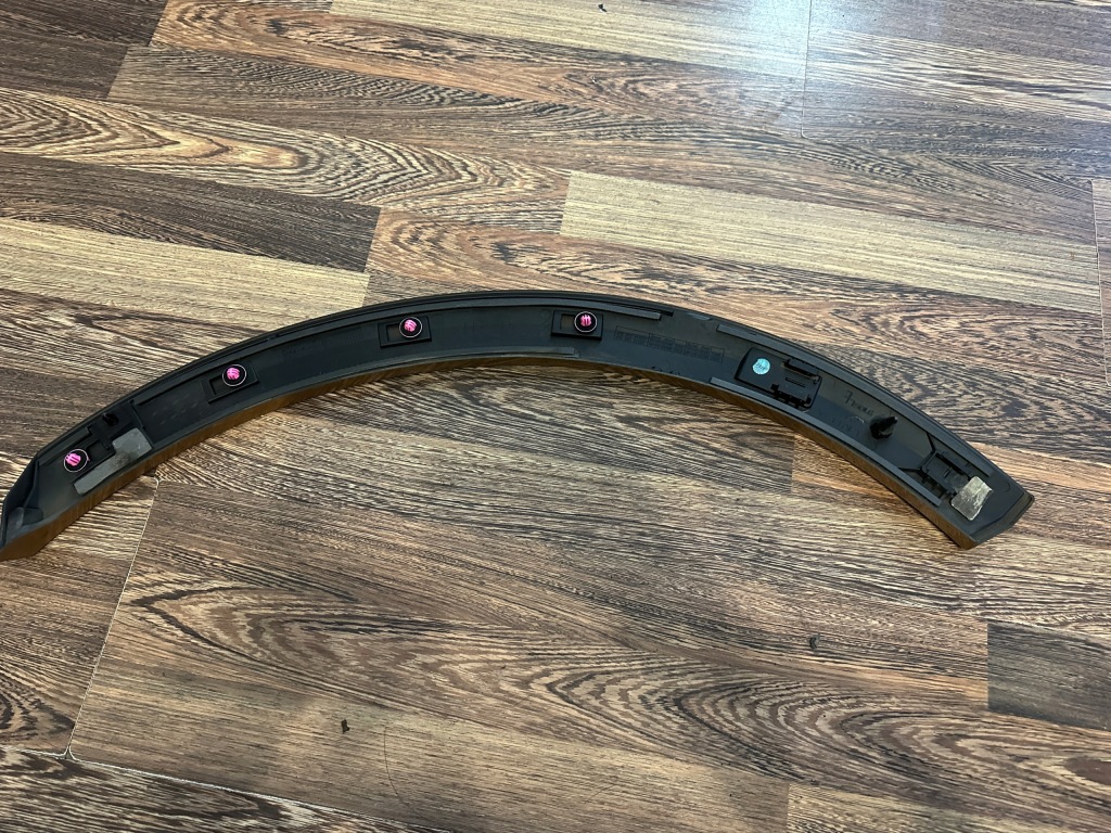 фото №8, Audi q8 rsq8 s line 4m8853818 молдинг левая задняя