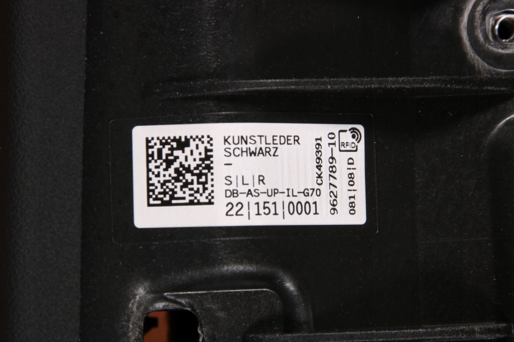 Bmw 7' g70 оригинальная приборная панель приборная панель  кожа veganza черная в Украине