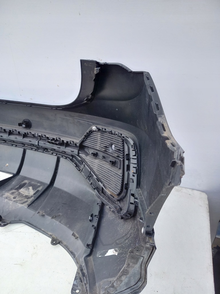 Бампер задня audi q3 83a 4x pdc 83f807511 Ціна