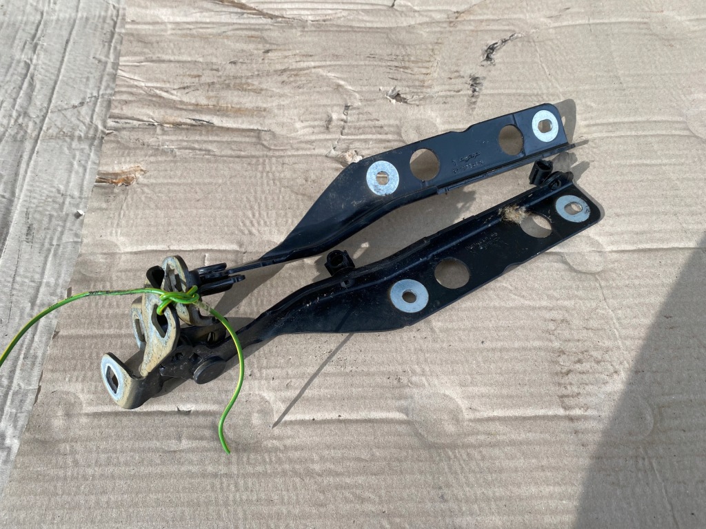 фото №1, Петля петлі капот правий лівий citroen c4 picasso ii exy