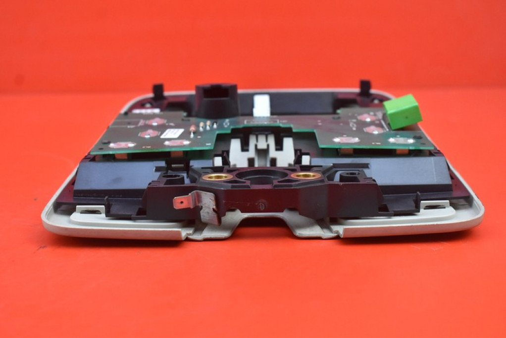 фото №6, Лампа освещение салона 8685434 volvo xc90 1 i 02-06