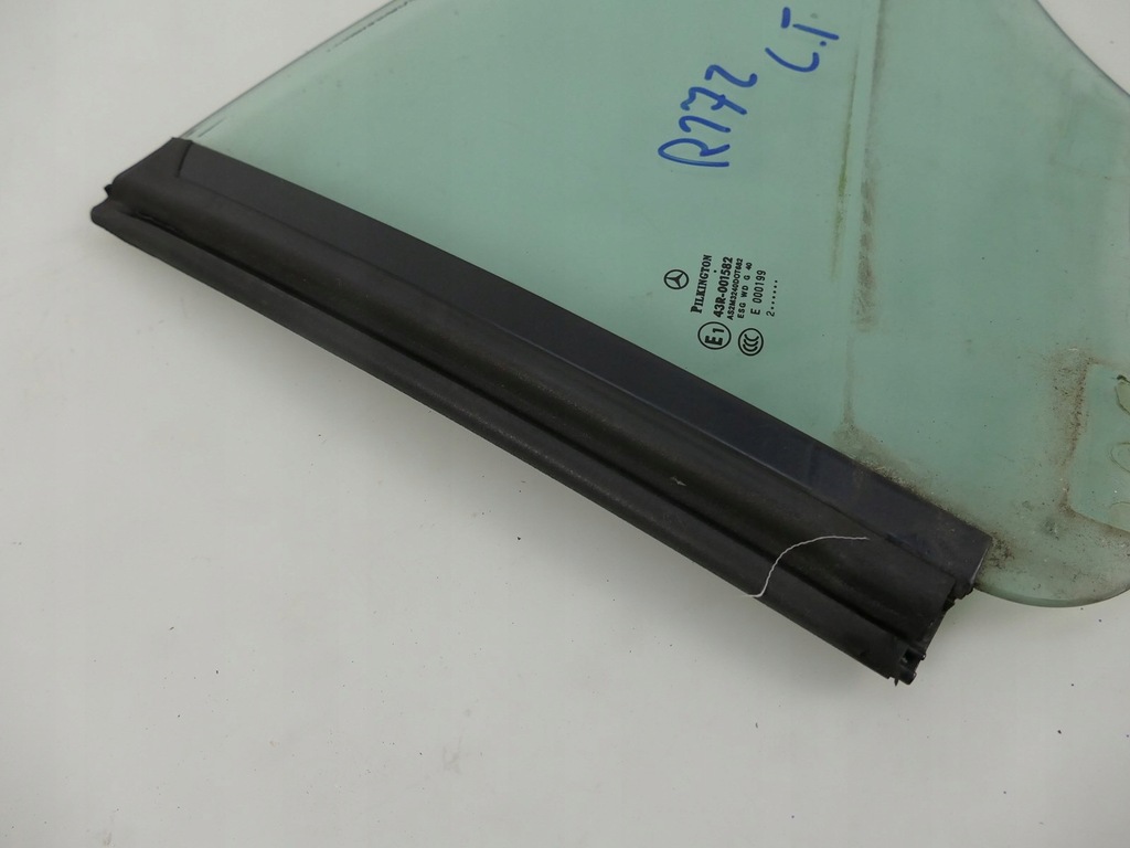 фото №3, Mercedes r172 slk w172 стекло малый левый задняя