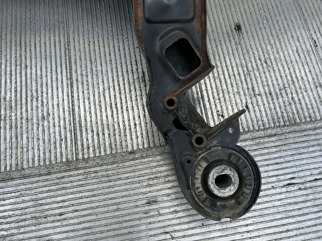 фото №12, Підрамник підрамник балка підвіска двигуна перед audi a6 s6 rs6 c6 5.2 v10