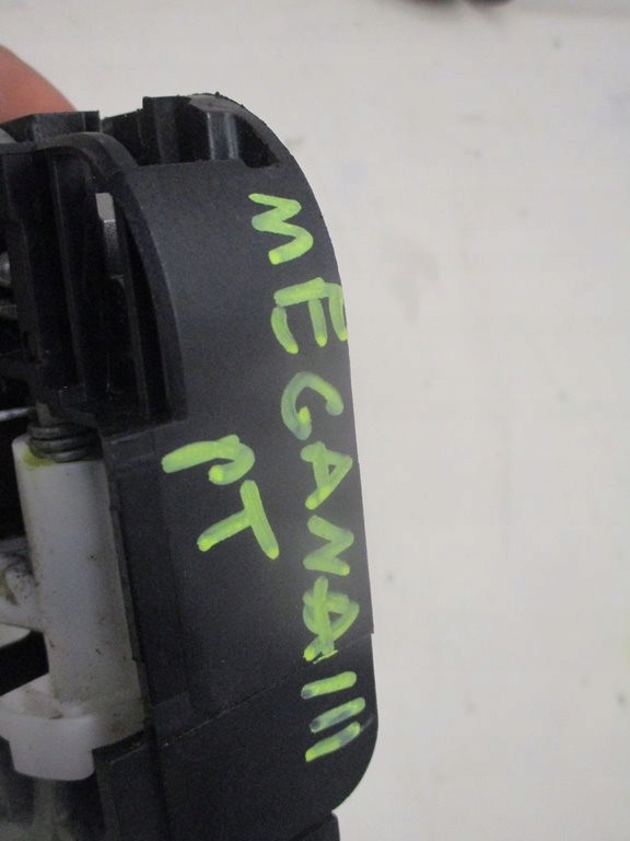 фото №2, Замок ручка двері правий задня renault megane iii