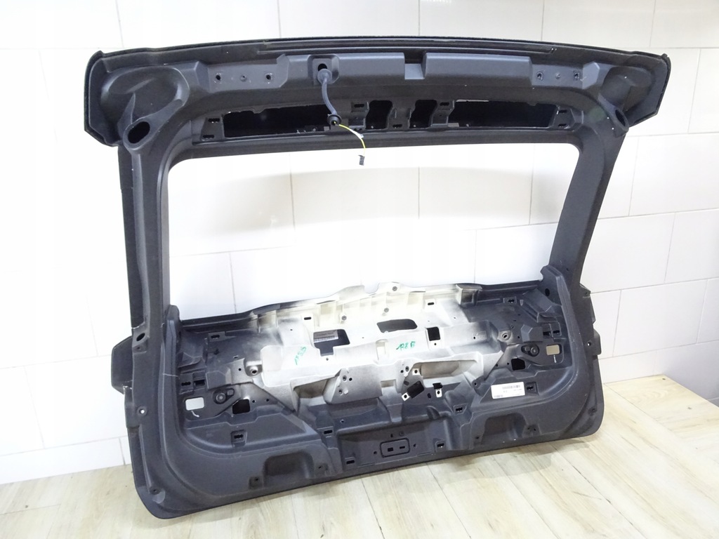 фото №14, Volvo xc60 2 ii крышка багажника крышка багажника 2017-