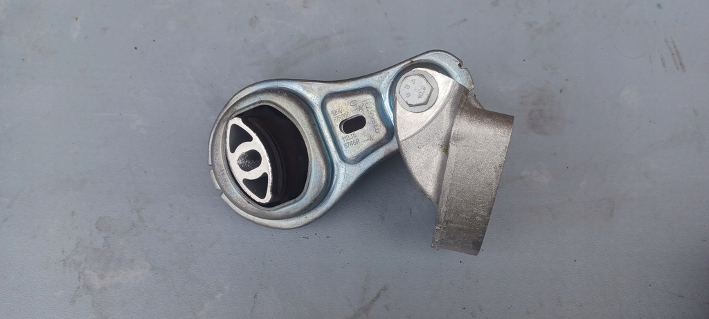 фото №1, Кронштейн подушка двигателя master iii 2.3 dci 93866731