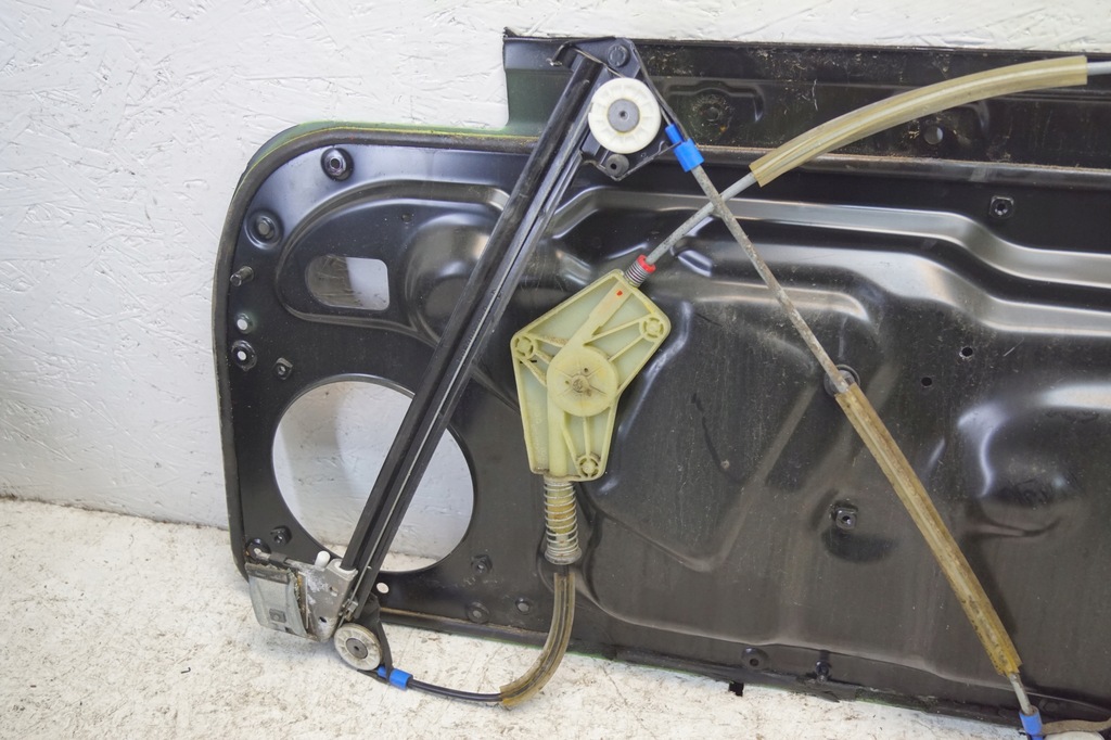 фото №11, Подъемник стекло левый перед porsche 911 997