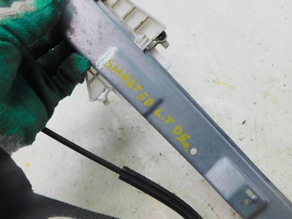 фото №7, Smart forfour i 2006r подъемник стекло левый задняя