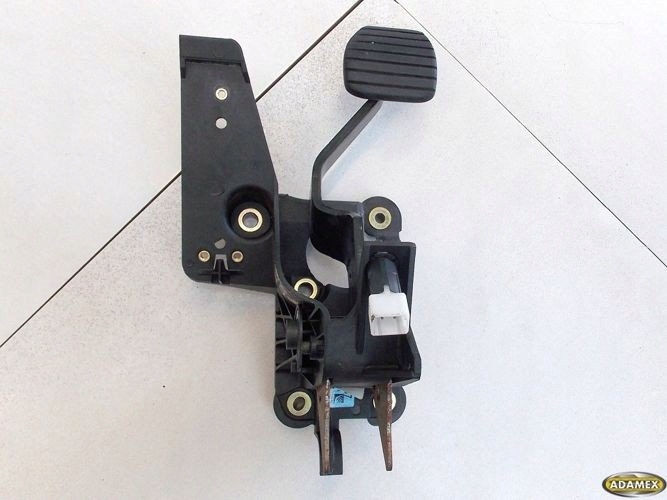 фото №2, Renault vel satis 2.2 dci 04r - педаль сцепления