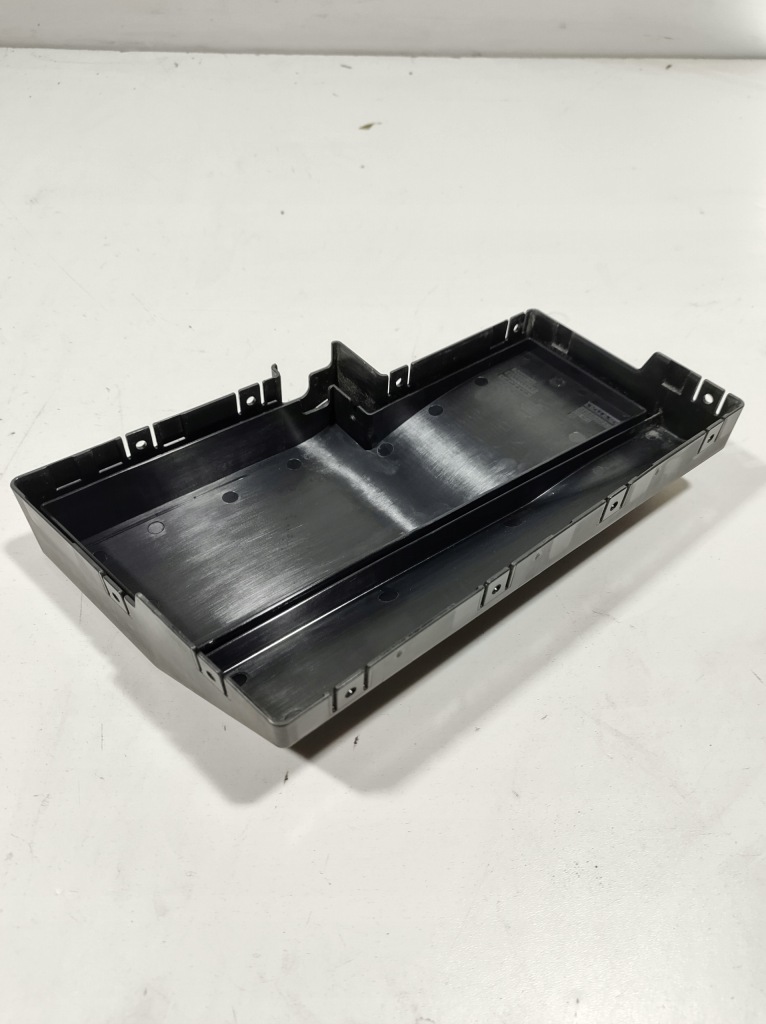 фото №5, Volvo v40 15r - крышка коробка предохранителей 31337532