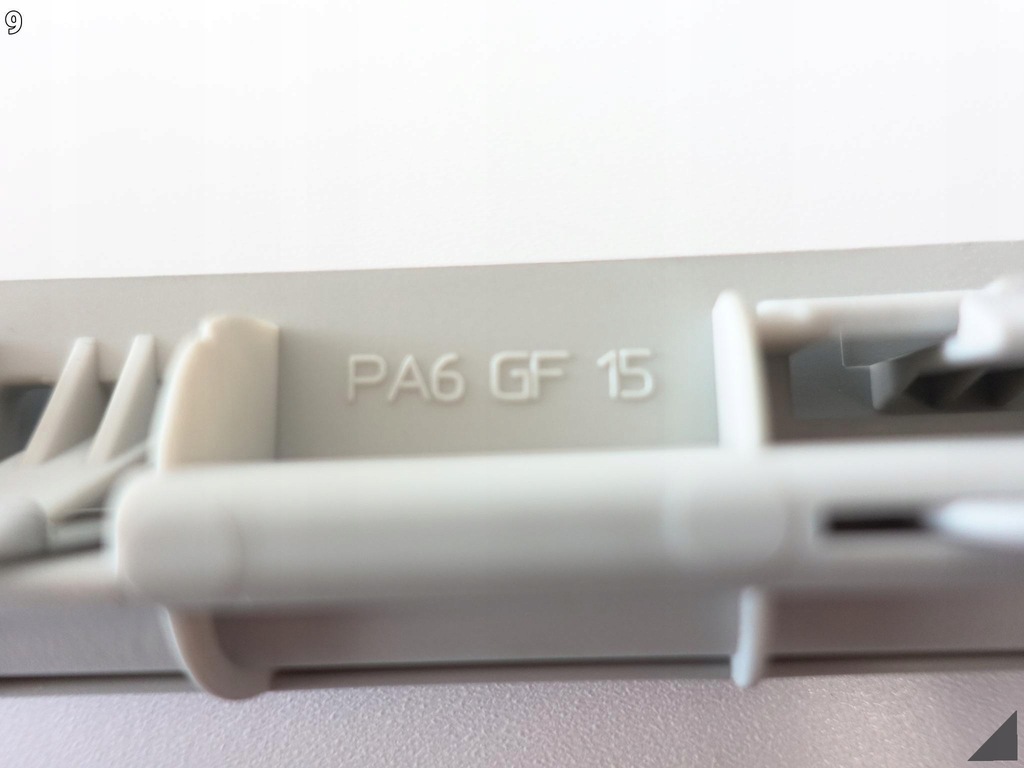 фото №10, Audi a8 s8 4h0 4h4 d4 lift 09-17 направляющая шторка левая задняя седан long