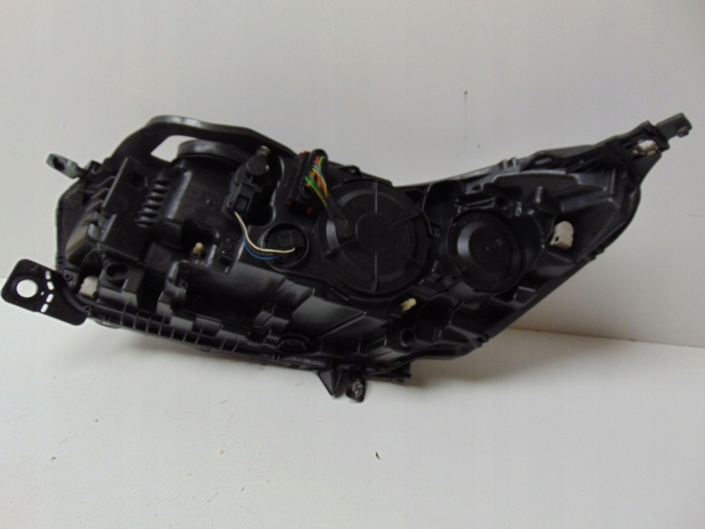 Фара фара правий перед citroen c5 3 led 9674397980 європа Недорого