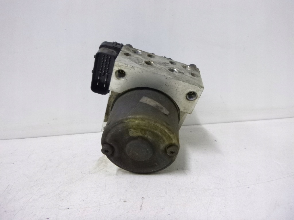 фото №3, Mazda оригинальный номер cb77437az насос тормозная abs