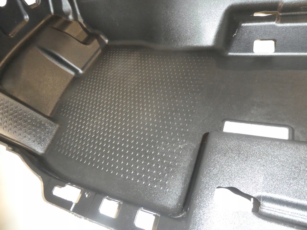 фото №10, Vw caddy v 5 коврик обшивка резиновый резиновый элемент 2k8863703b