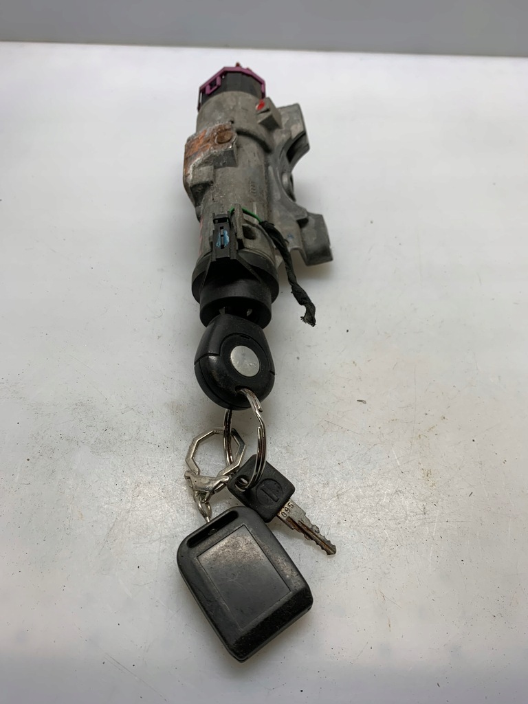 фото №1, Замок запалювання з ключ vag