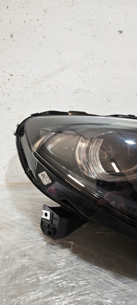 Фара правий перед alfa romeo stelvio full led Зі Шроту