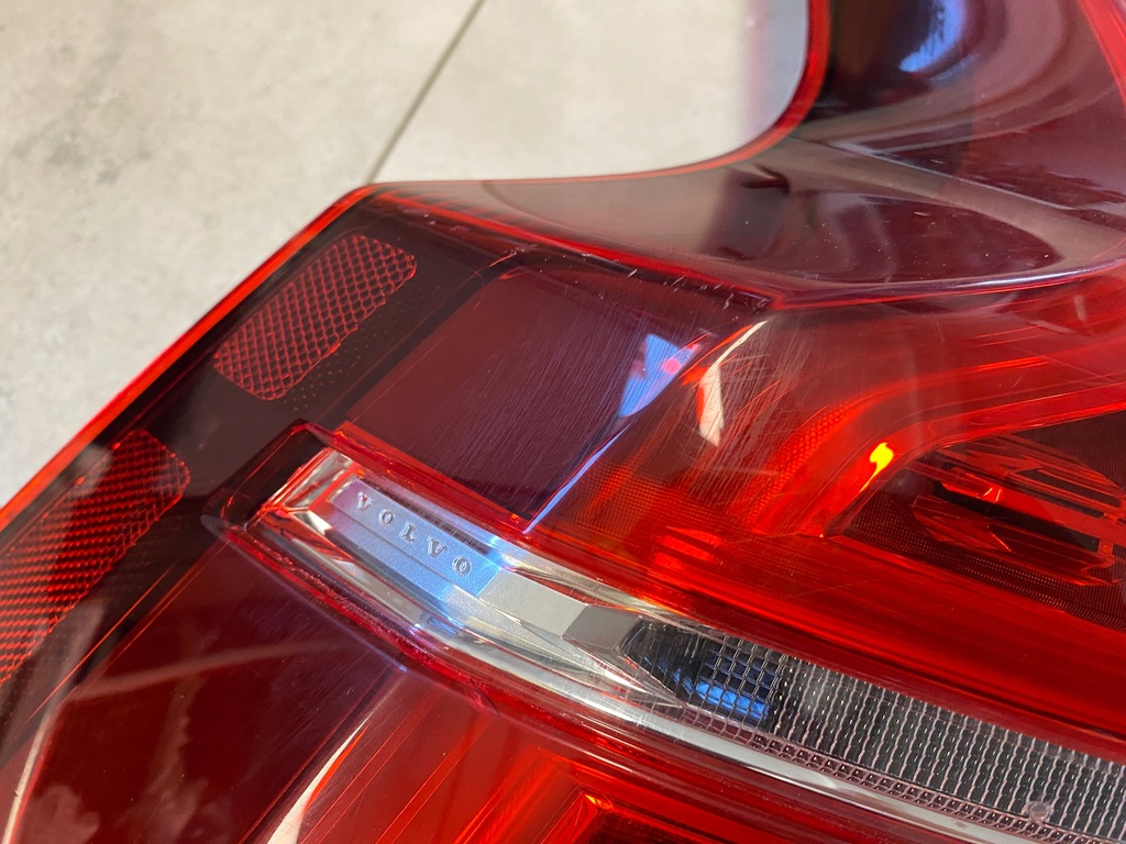 фото №5, Volvo v60 ii лампа левый задняя led 32291358