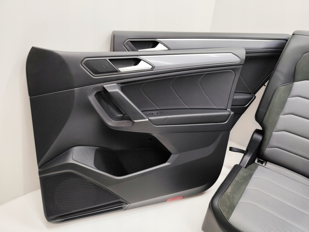 фото №13, Vw tiguan ii allspace r-line сидіння заднє сидіння обшивки 7osób комплект