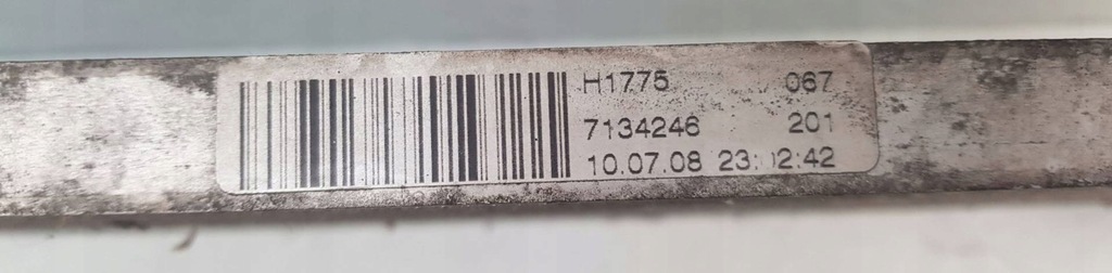 фото №9, Audi q7 4l радиатор масла 7l0317021 оригинальная