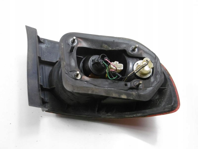 фото №8, Hyundai elantra iii xd 00-03 лампа задня задня права hb 5d + вкладиш ламповий