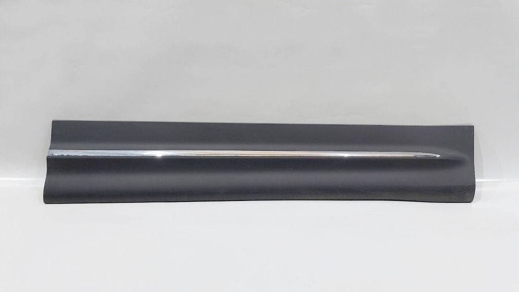 Купити Молдинг двері перед правий mercedes w247 18r a2477274601