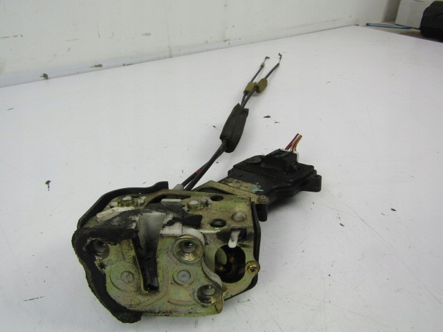 фото №1, Mazda 6 i gg замок дверь задняя левый 5d hb + трос замка