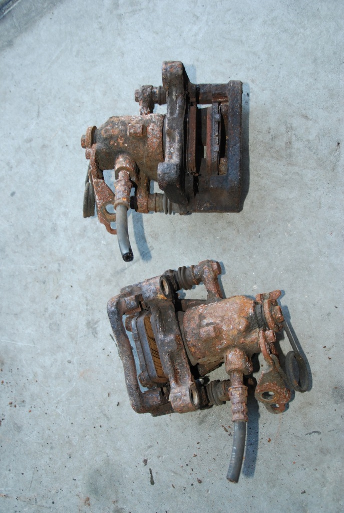 фото №1, Ford s-max 2.0tdci супорт гальмівний задня l / p