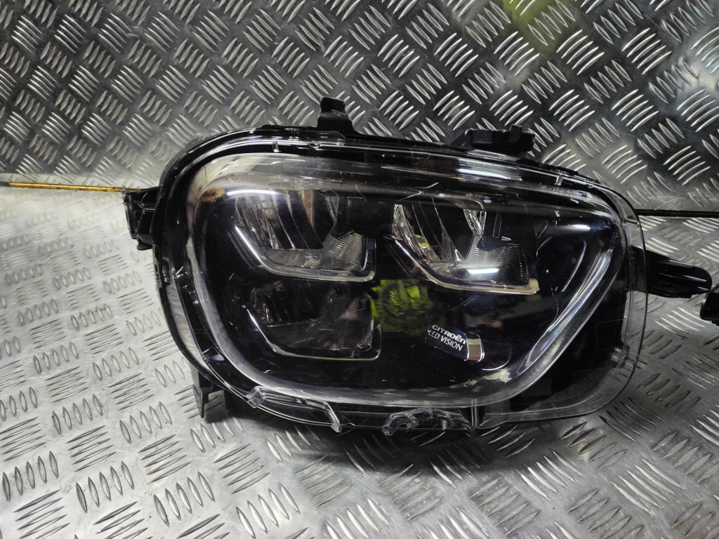 Citroen c3 3 фара левая правый  led vision перед новая в Украине