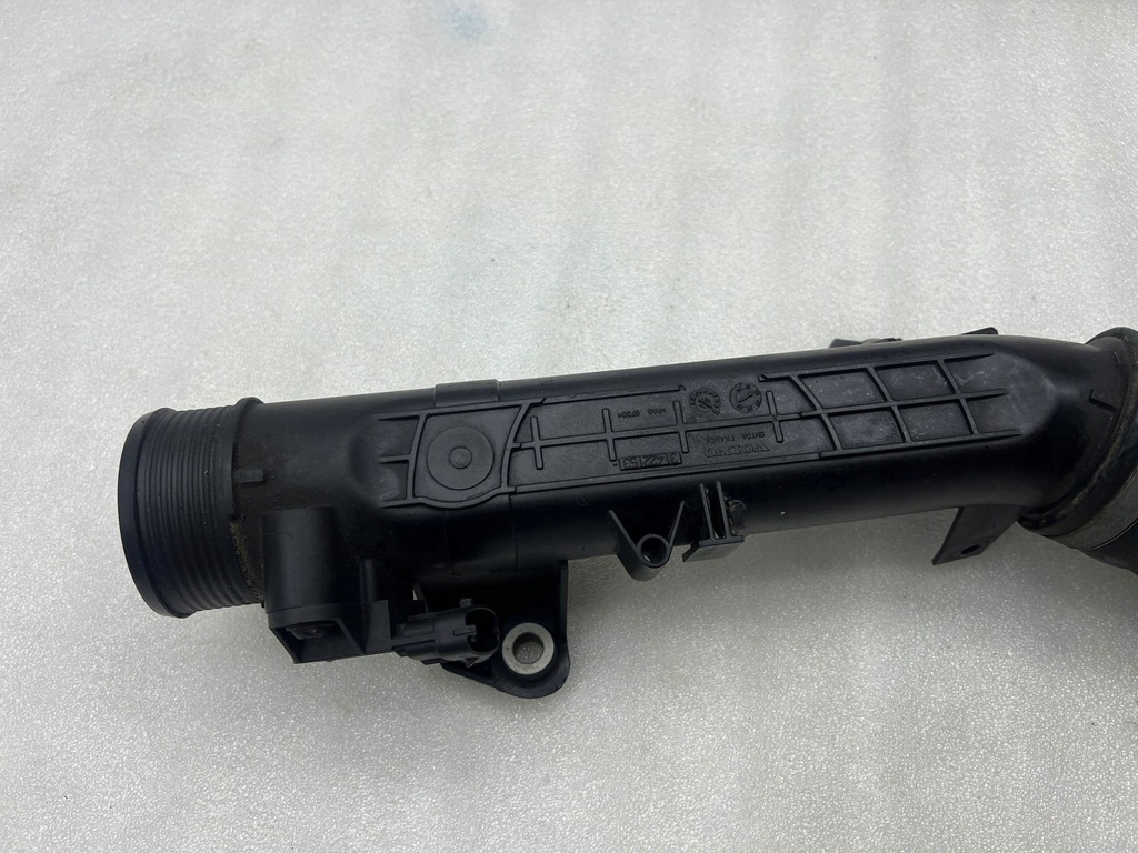 фото №2, Volvo v40 2016 wąż / труба интеркулер