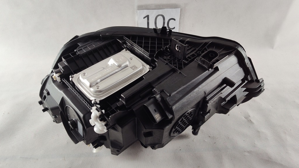 Mercedes cla 118 рестайлинг  америка w118 full led правый  фара фара правая Доставка