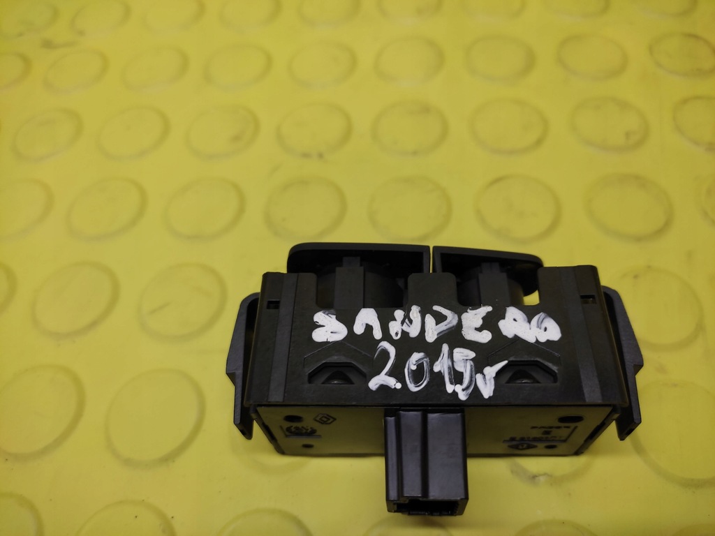 фото №6, Dacia sandero переключатель аварийных 252905668r