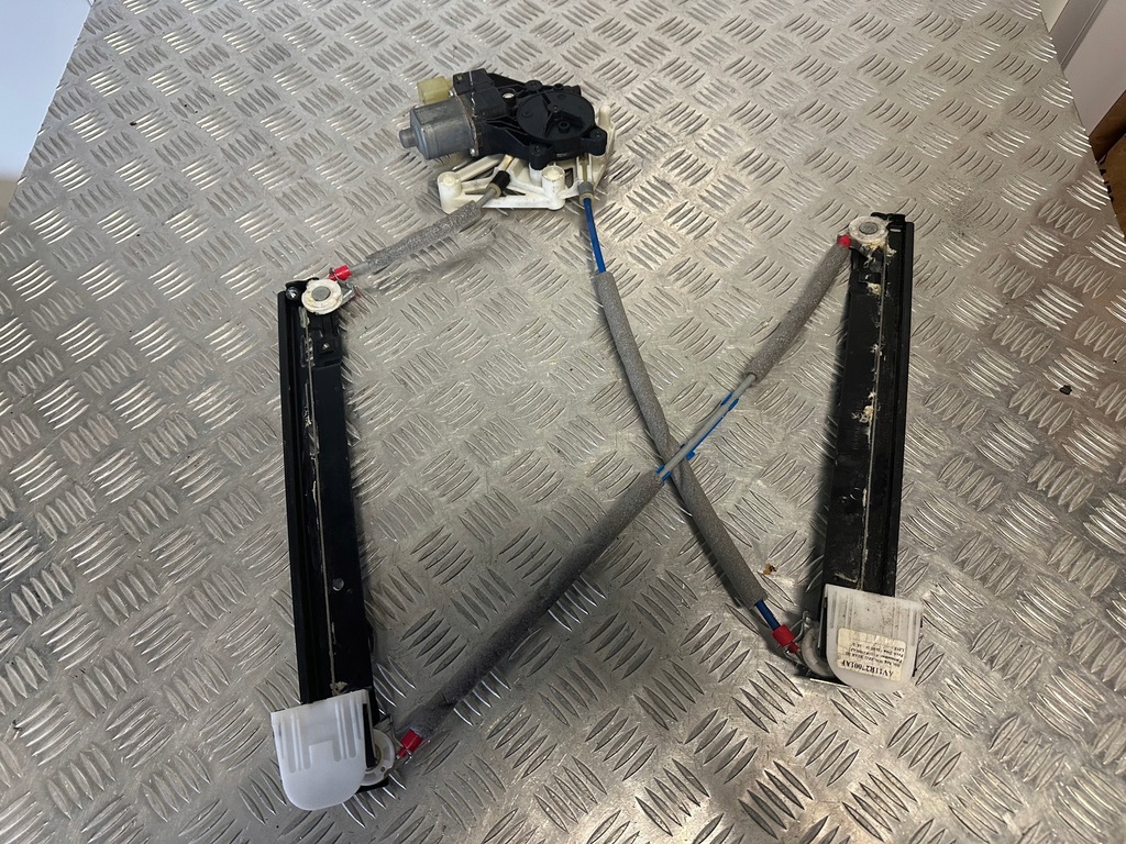 фото №1, Ford b-max механизм стекло левый перед